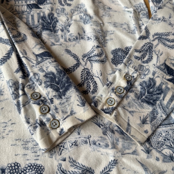 J MCLAUGHLIN SWEATER LENNY CHINOISERIE PRINT CREWNECK LONG SLEEVE BLUE WHITE S - Picture 7 of 10